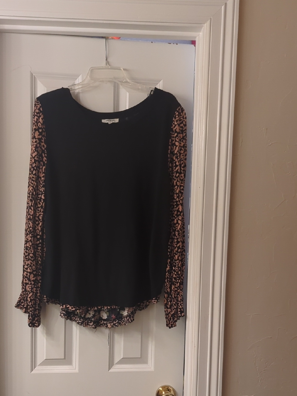 Umgee Black Top with Print Sleeves and Back